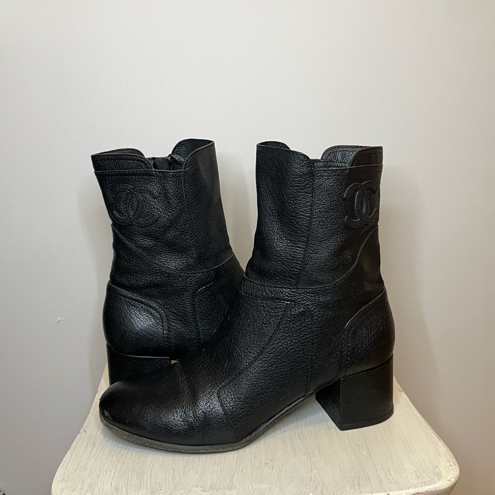 Chanel 2015 Interlocking CC Logo Boots